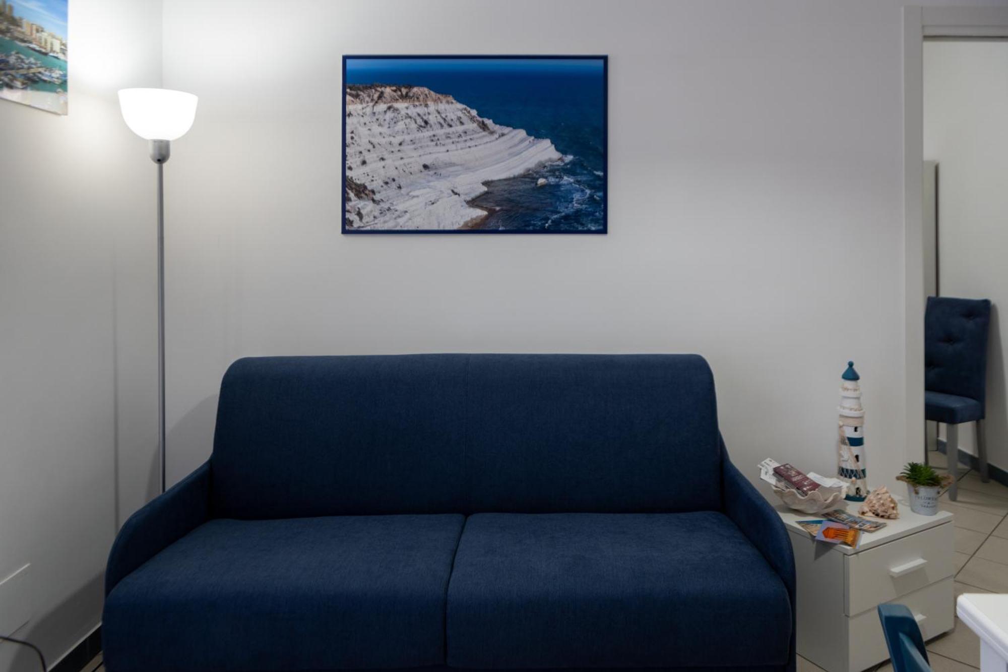 Casa Vacanze La Casetta Di Zinu' Porto Empedocle Exterior photo